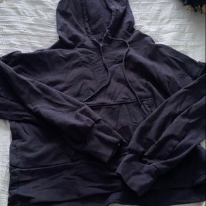 Cropped navy blue hoodie